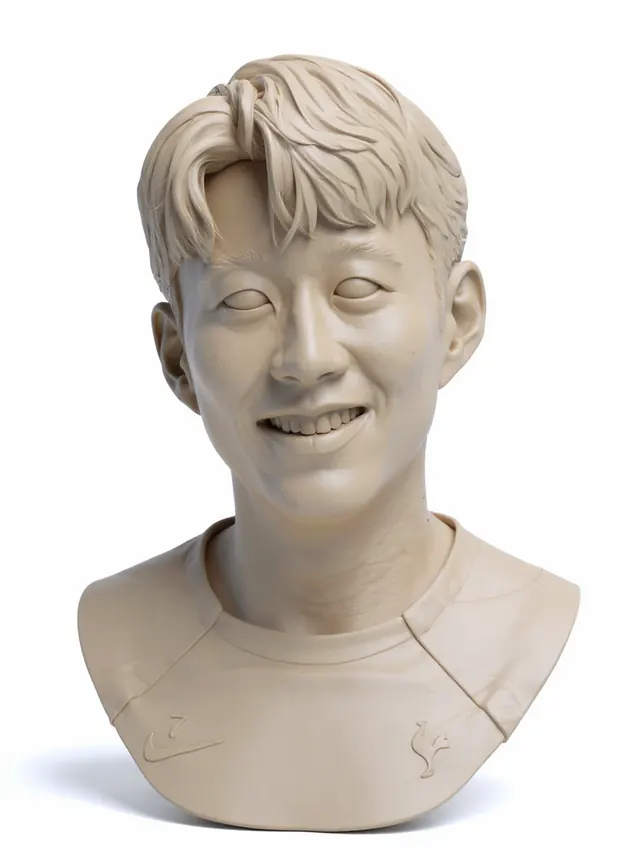 Son Heung-min bust